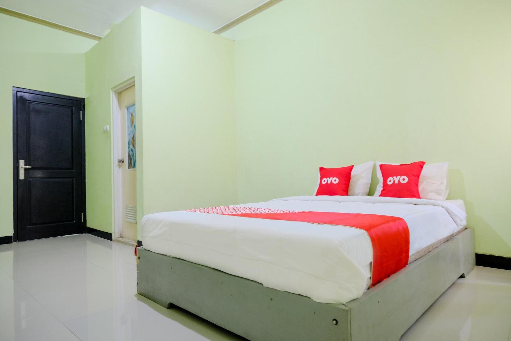 Oyo Life 2508 Alba Suites Homestay Syariah Tulungagung Esterno foto